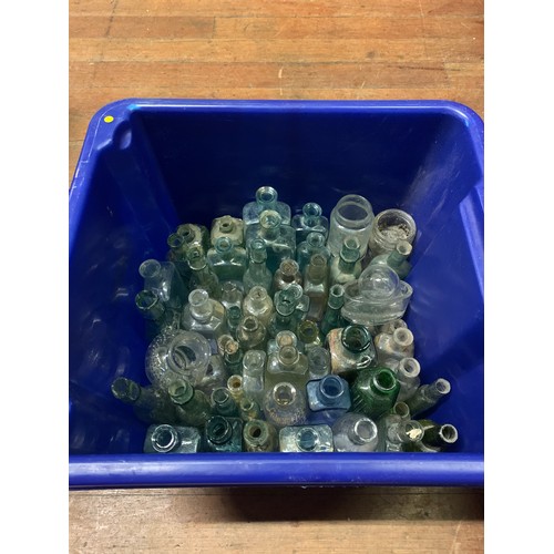 499 - Collection of vintage glass bottles.