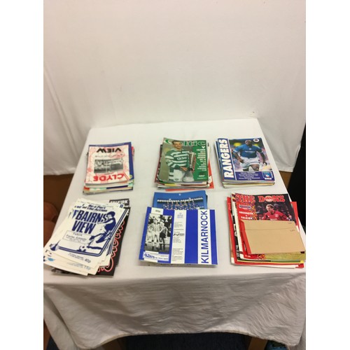 500 - Collection of vintage falkirk football club magazines.