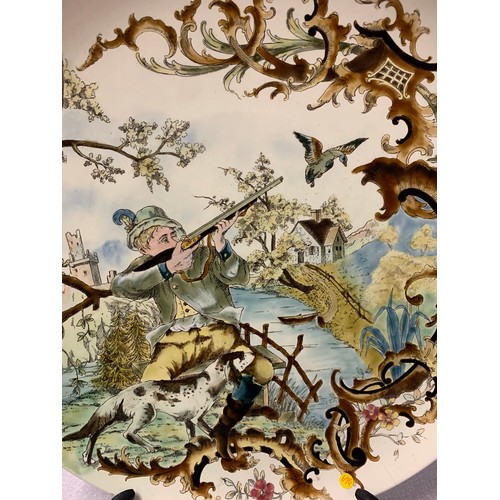 542 - Large German charger plate depicting hunting scene.