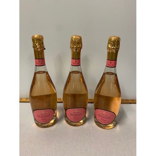 243 - 3 x bottles of Dacastello rose prosecco.