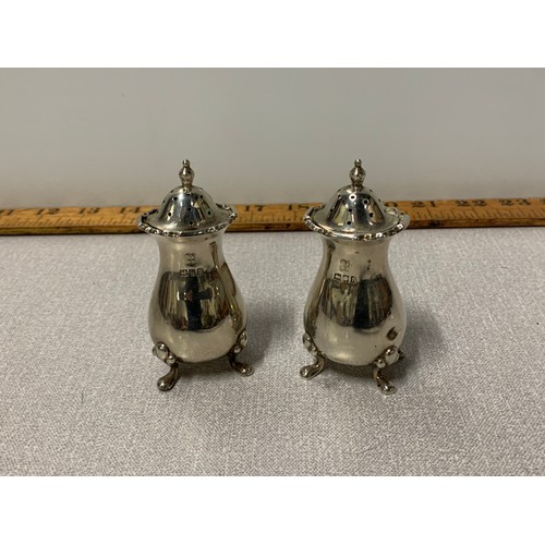 372 - Silver hallamarked cruet set.