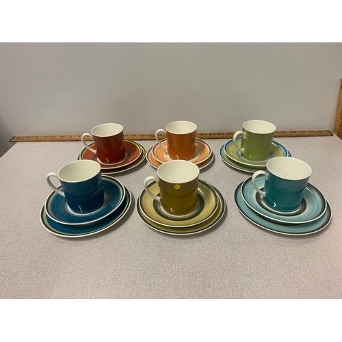 28 - Wedgewood Susie Cooper design 18 piece tea set.