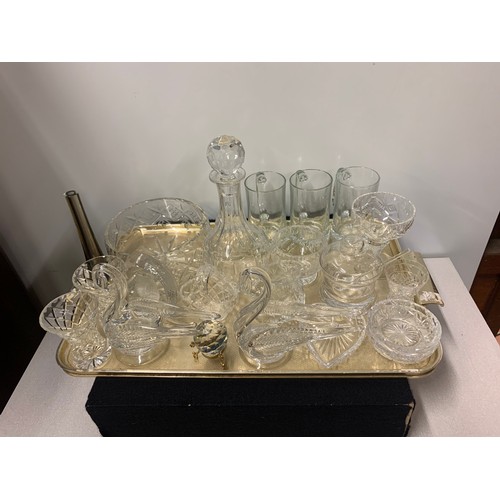 400 - Collection of crystal ware to include decanter etc.