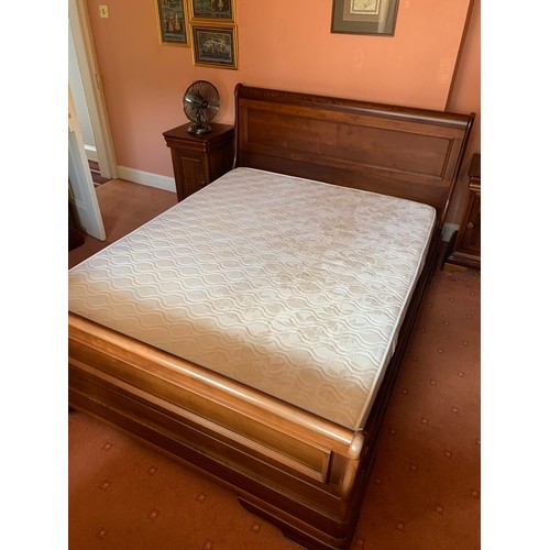 417 - Willis & Gambier solid wood king-size sleigh bed and mattress .