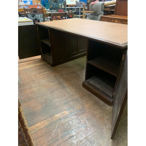 472 - Extremely large, Edwardian solid wood pedestal, partners desk with 7 drawers and 2 doors.
183cm l x ... 