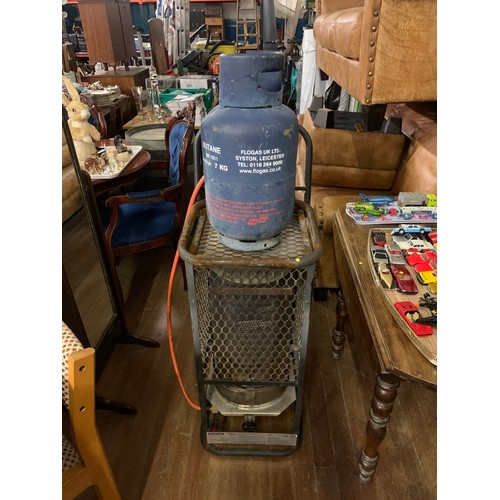 617 - Sealey LPH125 industrial propane heater. With canister of gas.