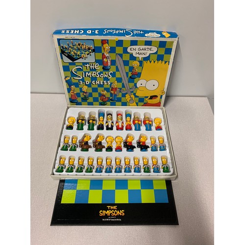 2 - Vintage The Simpsons 3D Chess Set Boxed & Complete 1991