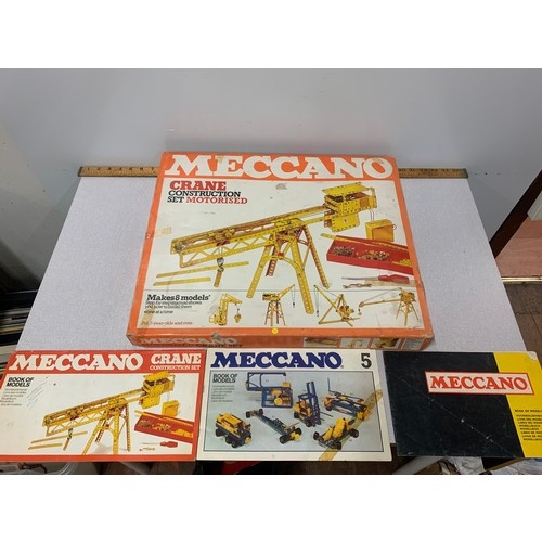 122 - Vintage boxed Meccano Crane Constuction motorised set.