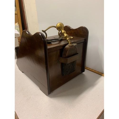 174 - Vintage coal scuttle with insert, shovel and tongs.