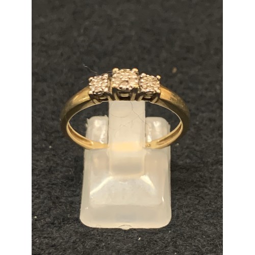 115c - 9ct gold and diamond ring.
2.2g