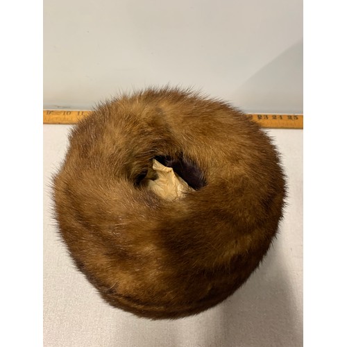 28 - Vintage Sable fur muff in Original box (box has some damage)