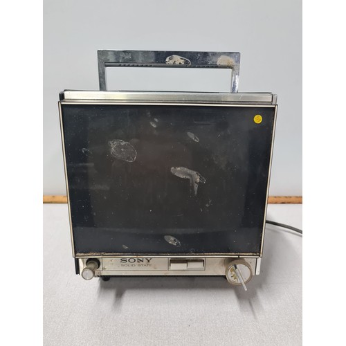 39 - Vintage Sony Solid State portable TV