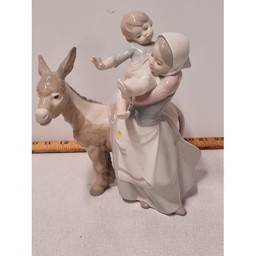 132 - Large Lladro 