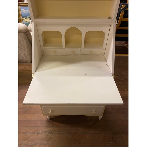 278 - Vintage bookcase/bureau in cream and white.
177cm h x 67cm l x 44cm d