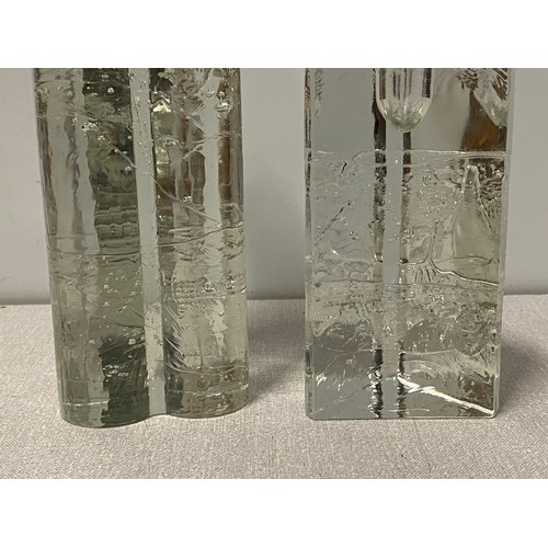 389 - 2 Finish Littala art glass candle sticks.
Tallest 23cm