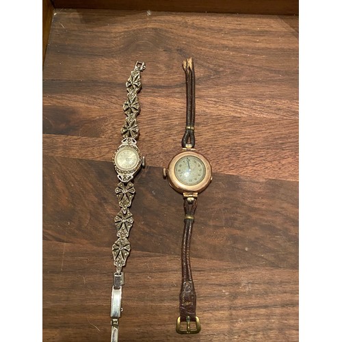 476 - 9ct gold ladies watch & ladies cocktail watch 












9ct gold ladies watch & ladies cocktail w... 