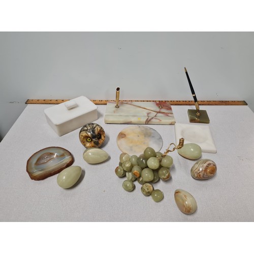 14 - Collection of Quartz and Onyx ware to include pen holders and egg paperweights etc.