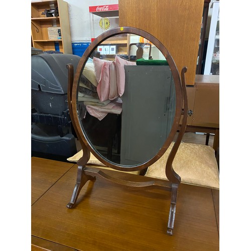 99 - Vintage mahogany framed oval vanity mirror.