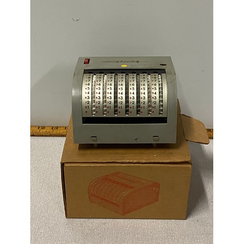 159 - Vintage Addipresto adding machine.
14cm x 14cm