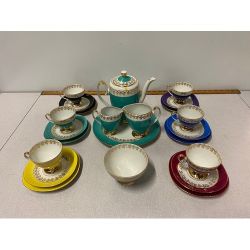 165 - 23 piece Polish tea set to include teapot.