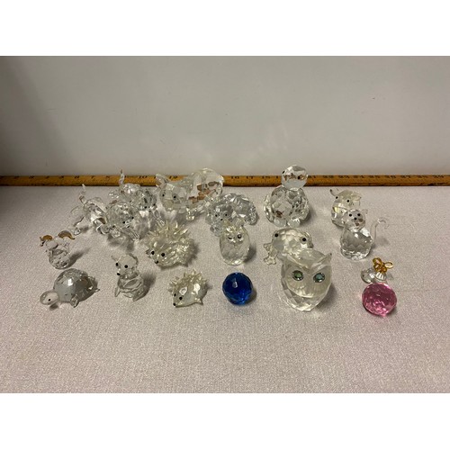 314 - Collection of crystal figures to include swarovski owl