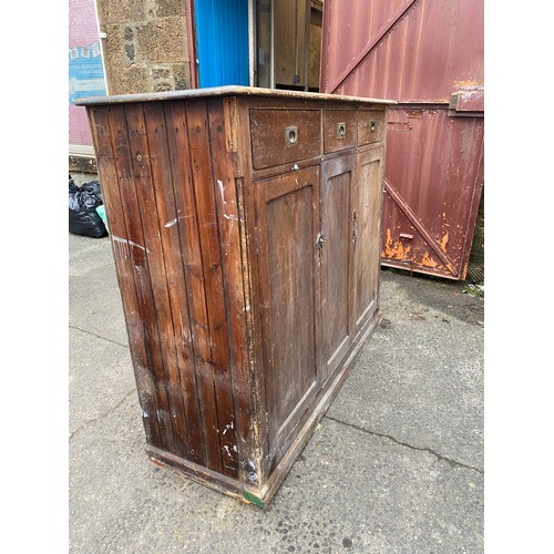 419 - Large Vintage solid wood kitchen cabinet. Needs attention.
160cm L x 133cm H x 53cm D