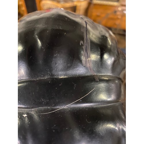 73 - black ceramic bust on ornate stand , small crack 
see pics for condition