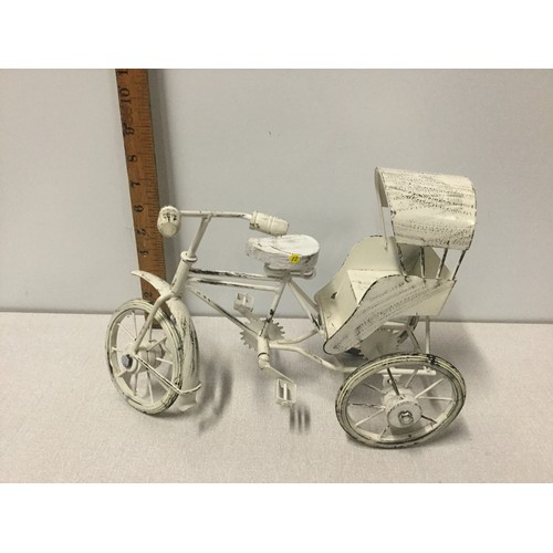 21 - Metal Tuk-tuk ornament.
approx 34cm x 24cm