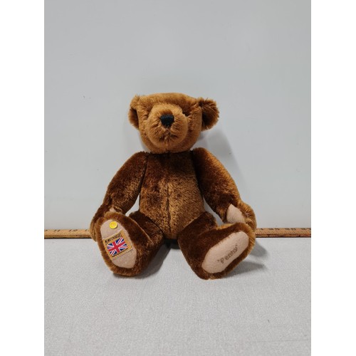 449 - Collectable Merrythought teddy bear 