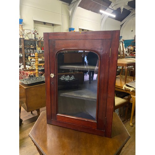 110 - Antique solid wood corner display cabinet.
87cm h x 63 cm w x 44cm d