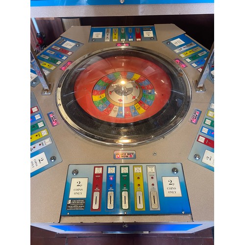 224 - Classic Roulette 2p, 6 player arcade game.
160cm h x 122cm l x 122cm w