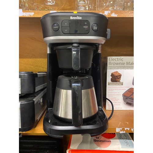 595 - Breville coffee maker.