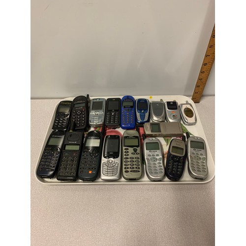 16 - Selection of vintage mobile phones.