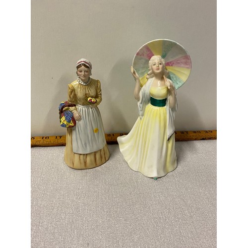 31 - Rare figurines - Royal Doulton 