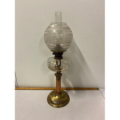 36 - Victorian paraffin lamp. 66cm tall