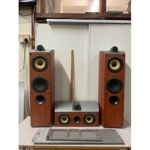 314 - Sony Speaker system Model No. SS-X70ED.
speaker stands 88cm high