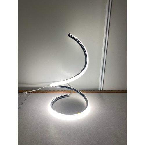 68 - Infinity LED table lamp.
37cm h