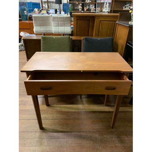 353 - Mid century teak one drawer console table.
86cm l x 73cm