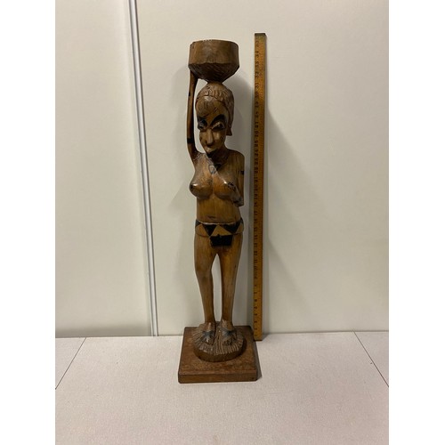 59 - Large carved African statue.
87cm h