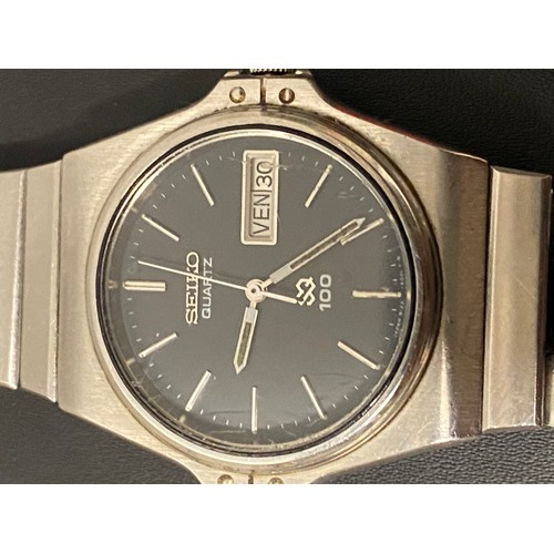 99 - Seiko 100 wrist watch.