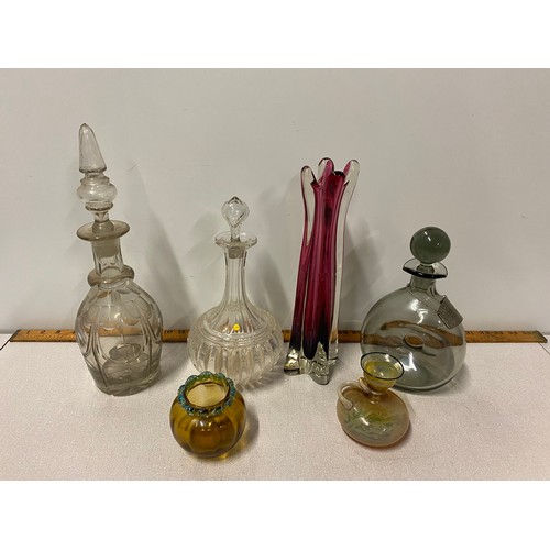 186 - Selection of vintage glass ware to include decanters etc.