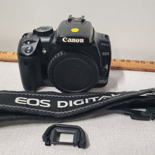 37 - Canon EOS 400D Digital camera and accessories.