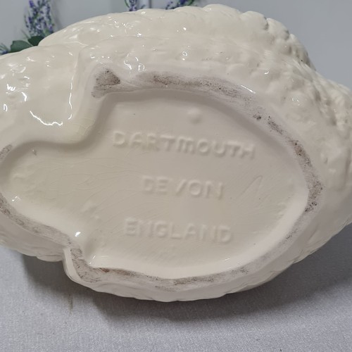 197 - Dartmouth Devon ceramic swan planter.
35cm l x 30cm h