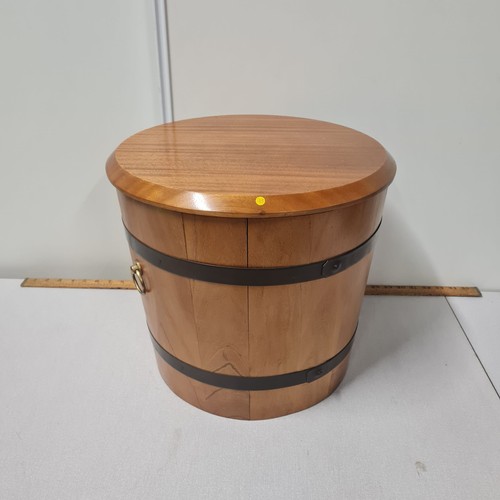 149 - Dummonds of Greenock oak coal bucket with insert.
35cm h 
diameter 40cm