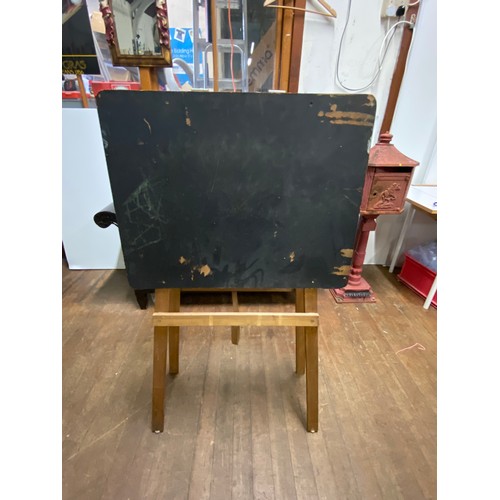 252 - Vintage double-sided blackboard with 2 kids school chairs.
120cm x 71cm