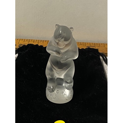 82 - French Lalique glass bear signed to base.
8cm h