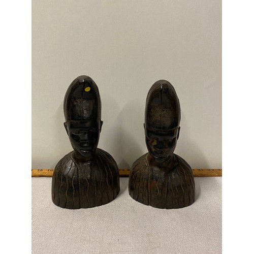 50 - Pair of large African busts, hand carved from ebony.
27cm h