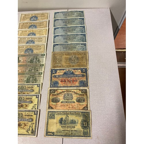 364 - Large collection of 82 vintage one pound & five-pound notes.
23 Bank of England £1 1960s
13 Royal Ba... 