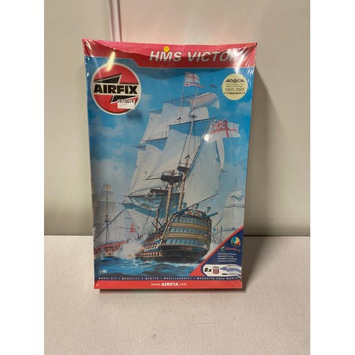 372 - New boxed Airfix HMS Victory model kit.