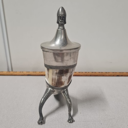 145 - 1960's Norwegian pewter drinking horn with lid on 2 legs.
23cm l